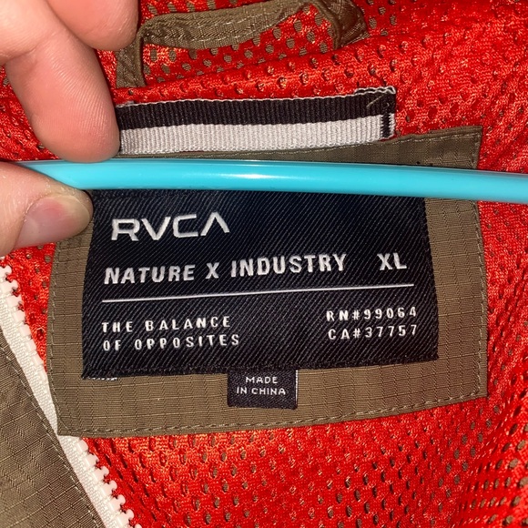Men’s XL RVCA Colorblock Windbreaker/Raincoat - Picture 2 of 6